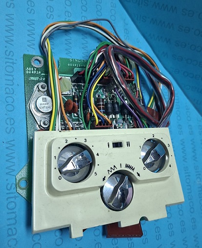 BOTONERA Y PLACA SINGER 2000